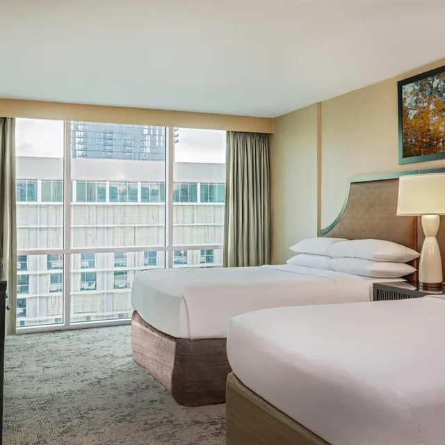 جناح ركني بسرير كوين، Courtland Grand Hotel, Trademark Collection by Wyndham 1/8
