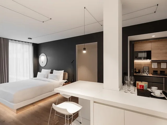جناح جونيور بسرير كينج، KPM Hotel and Residences 3/6