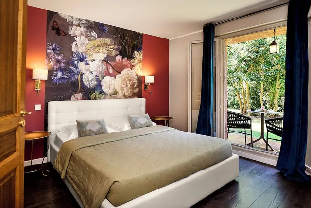 غرفة بسرير كوين، Hotel Les Jardins de La Madrague 1/7