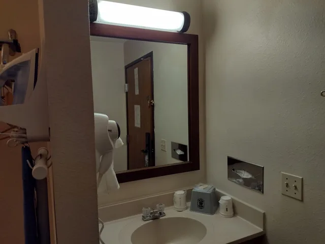 غرفة بسريرين كوين، Super 8 by Wyndham Monroe WI 4/4