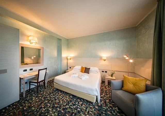 جناح، Hotel Santacroce Ovidius 3/5