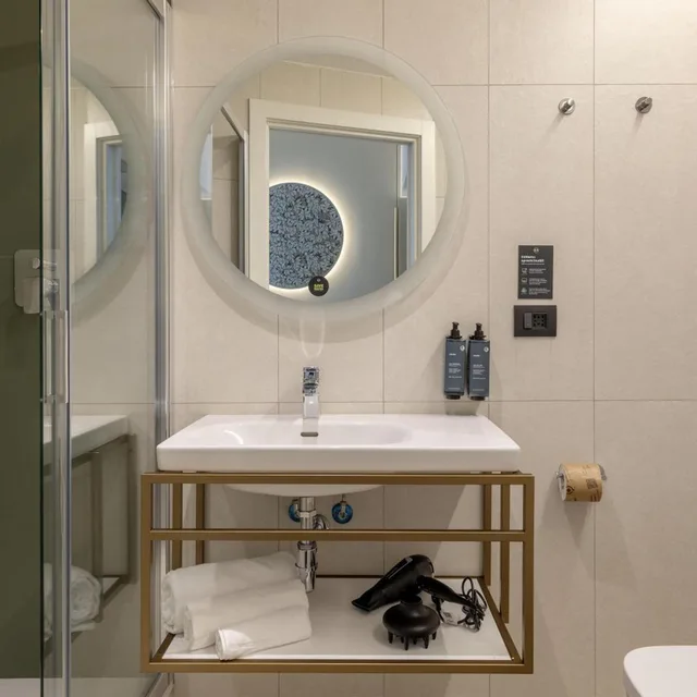 غرفة مفردة بشرفة، B&B Hotel Milano Duomo Velasca 5/8