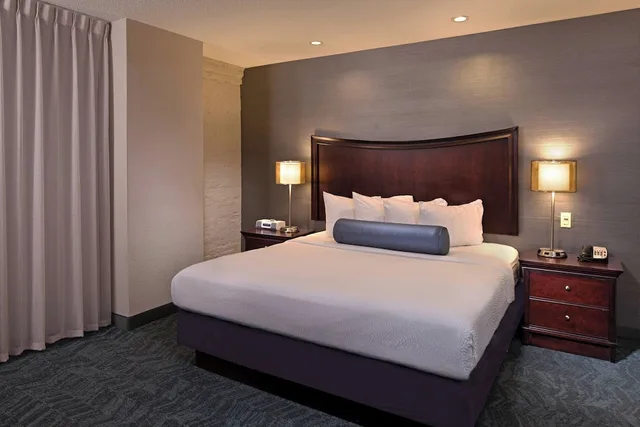 جناح بسريرين كينج بغرفتي نوم مع سرير سحّاب إضافي في طابق مرتفع، SPRINGHILL SUITES MARRIOTT BALTIMORE DOWNTOWN/INNER HARBOR 1/4