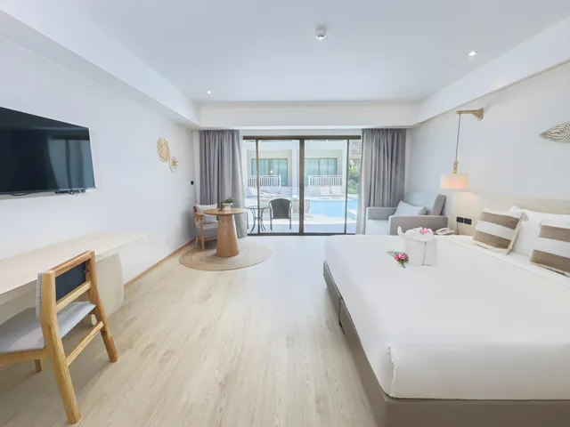 Deluxe Pool Access، Khaolak Emerald Beach Resort and Spa 7/10