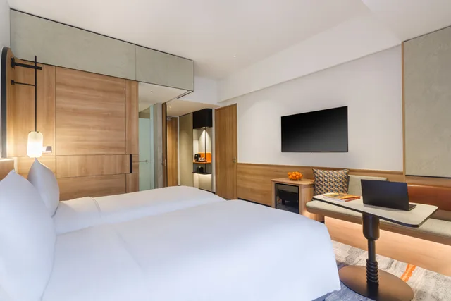 Harris Room, Harris Hotel and Convention Serpong 2/5