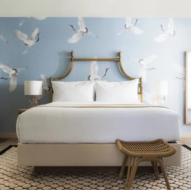 Renovated, Family Suite, 1 King and 2 Double Beds, Bunk Beds، Hotel Milo Santa Barbara 3/8