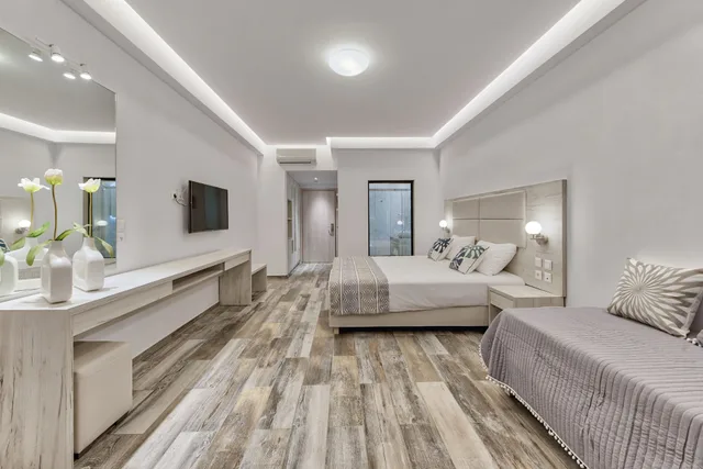 جناح بسرير كوين وسرير فردي بإطلالة على البحر، Mandala Seafront Suites 5/8