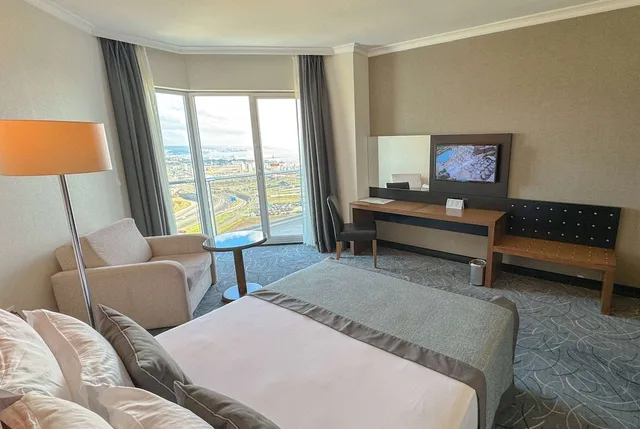 Family, 1 King and 1 Single Beds, City and Sea View, Ramada By Wyndham Tekirdag 1/2