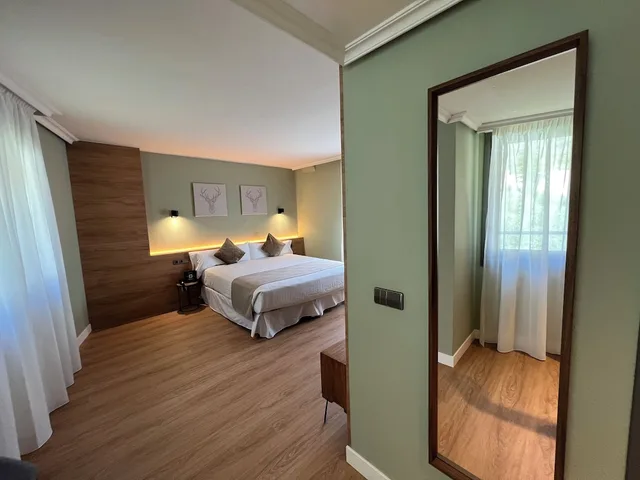غرفة بسرير كوين، HOTEL IMPERIAL(ex. HUSA IMPERIAL) 2/3