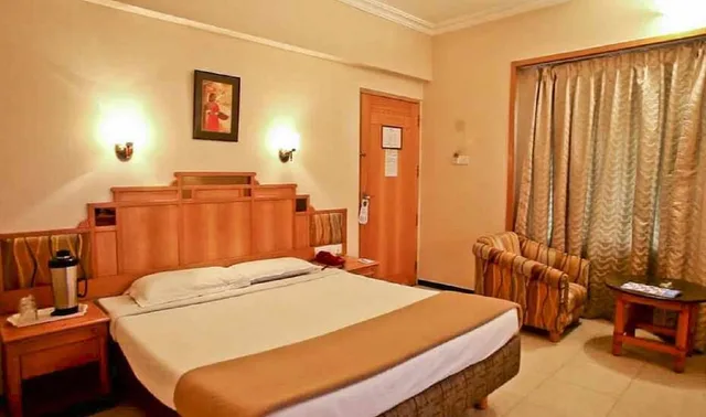 غرفة سوبيريور بسرير مزدوج، KALYAN RESIDENCY. 5/8