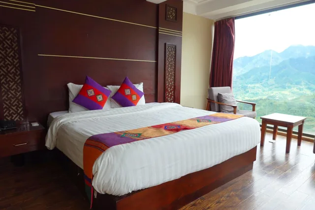 غرفة بسرير مزدوج بإطلالة على الجبل، Sapa Vista Hotel 8/10