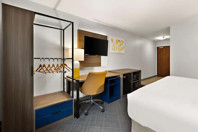 Efficiency, Suite, King Bed, Accessible، Comfort Inn & Suites Fremont 4/5