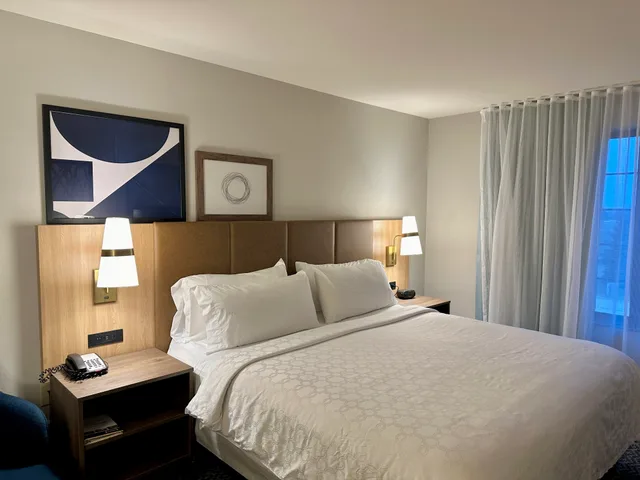 جناح بسرير كينج بغرفة نوم واحدة، Staybridge Suites Milwaukee West-Oconomowoc 2/6