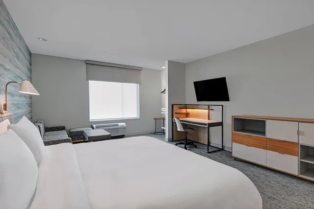 استوديو بسرير كينج مع أريكة لذوي الإعاقة، TownePlace Suites by Marriott Sumter 1/6