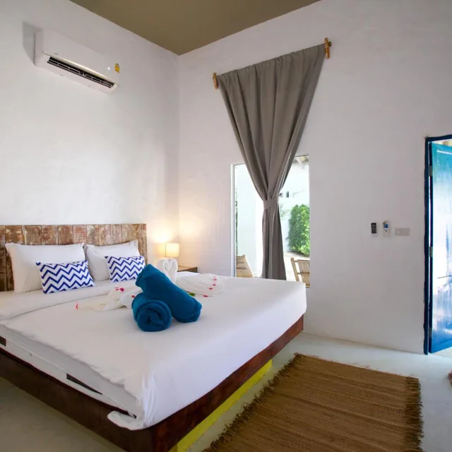 Deluxe, Cottage, Beach Side، Lime N Soda Beachfront Resort 1/9
