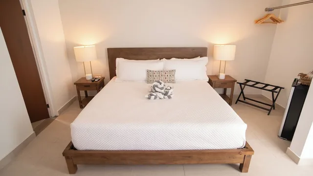 غرفة قياسية بسرير مزدوج، The Lazy Parrot Inn Amp Mini Resort 2/10