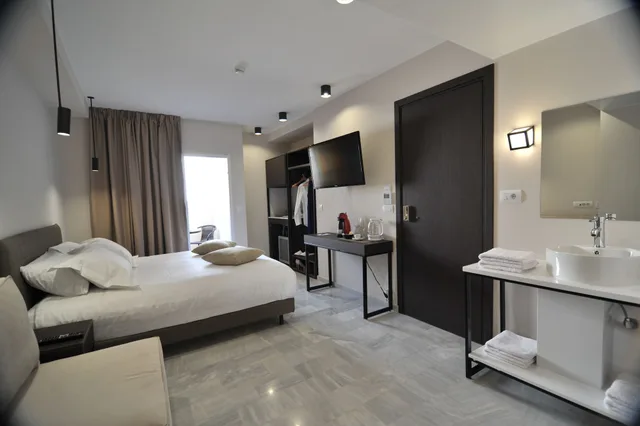 Superior, Studio, Double Bed, Acropolis View، B4b Athens 365 Hotel 2/6