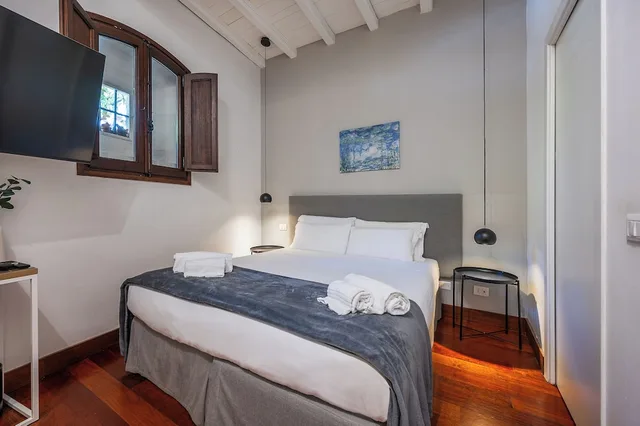 غرفة قياسية ثلاثية بسرير مزدوج، Maison Giulia 2/10