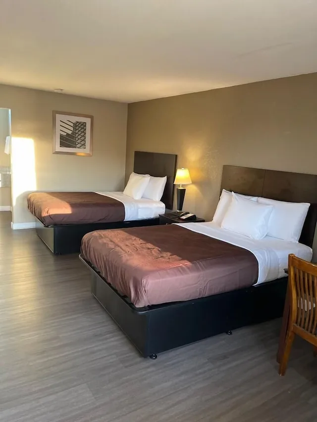 غرفة قياسية بسريرين مزدوجين، Suburban Studios Columbia - Harbison 4/10