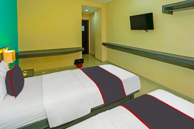 Indonesia, Standard, Twin Beds، Super OYO Townhouse OAK Hotel Fiducia Pondok Gede 1/3