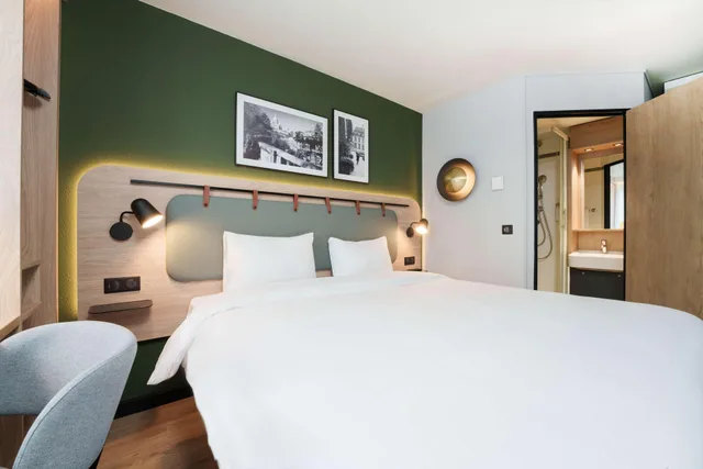 غرفة بسرير كوين، Campanile Paris Est Pantin 4/9
