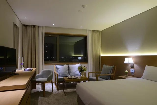 غرفة ديلوكس بسرير كينج، Astar Hotel 5/7