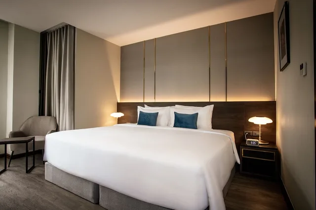 غرفة ديلوكس بسرير كينج، SAM E Hotel Bangkok Sathorn 1/3