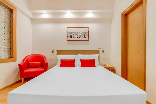 غرفة سوبيريور بسرير كوين، Lemon Tree Hotel, Delhi Airport 2/3