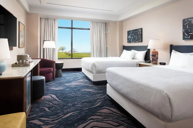غرفة بسرير كوين، CHUMASH CASINO RESORT 1/1