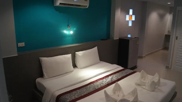 غرفة قياسية بسرير مزدوج، P.F Mansion 1/2