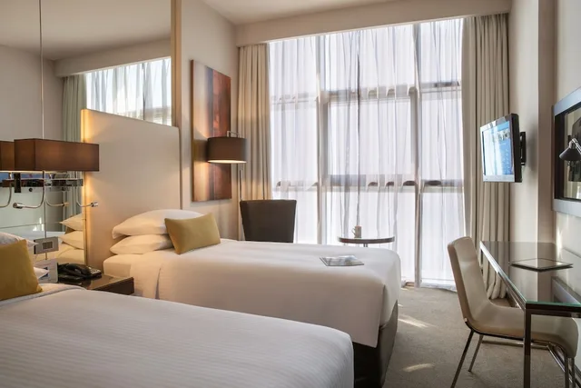 Centro, Twin Beds، Centro Capital Centre By Rotana 1/3