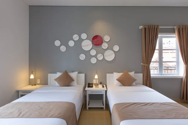 غرفة تنفيذية بسرير كوين بإطلالة على المدينة، Alba Hotel 1/4