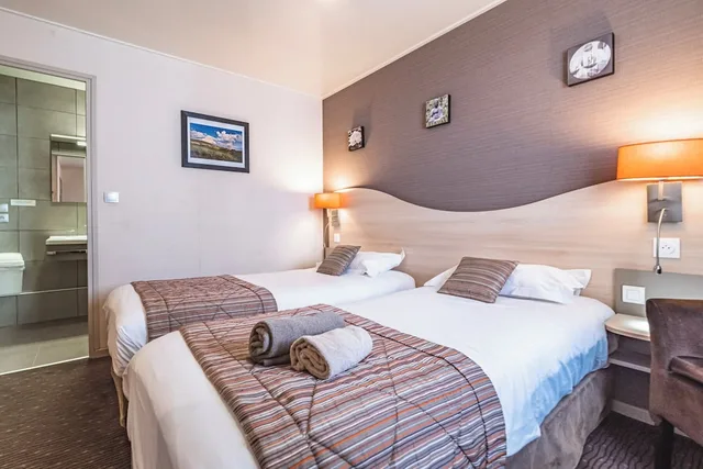 غرفة بسريرين منفصلين، Hotel Au Tambour 2/10