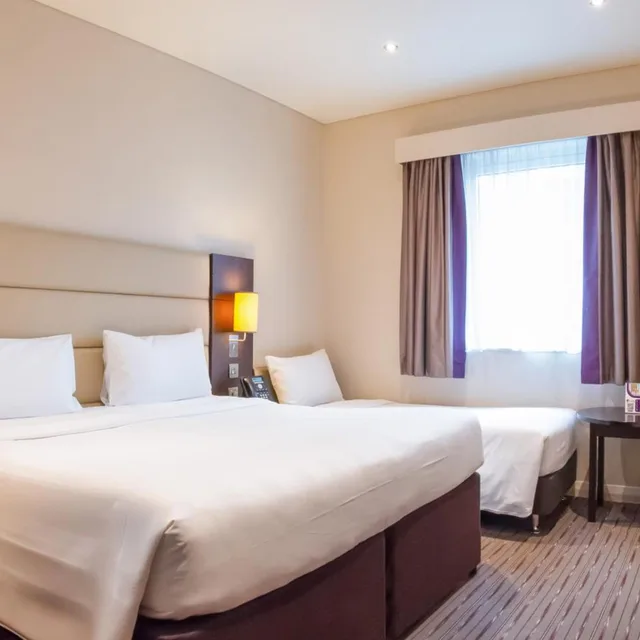 Connecting, Family, Premier Inn Dubai Al Jaddaf 1/6
