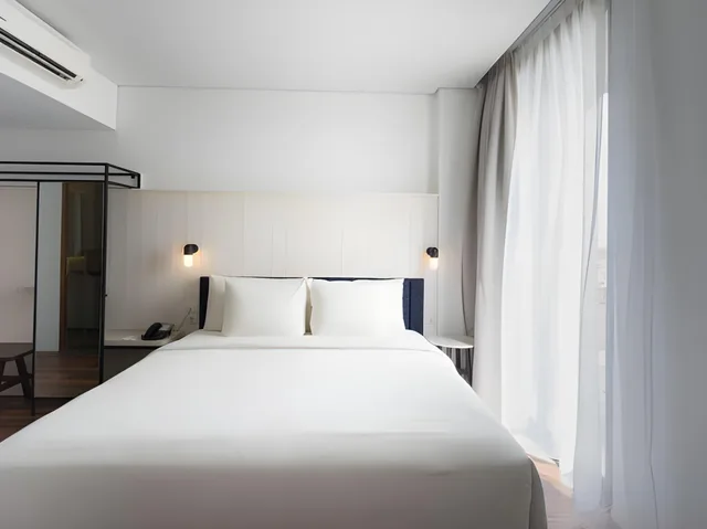 جناح بسرير كينج بغرفة نوم واحدة، Park5 Hotel Cilandak 1/1