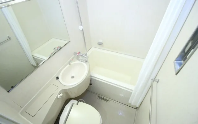 Room, Twin Beds, Hotel Claiton Shin-Osaka 7/10