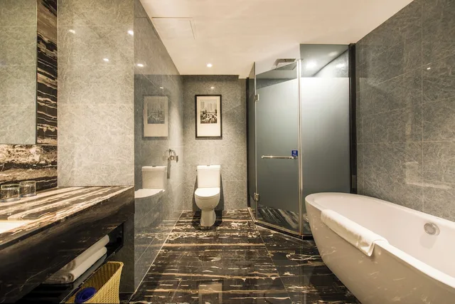 La Perle, Suite, Twin Beds, King Bed, 2 Bathrooms, La Perle International Hotel 4/4