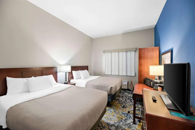 غرفة بسريرين كوين، Quality Inn & Suites Big Spring 4/6