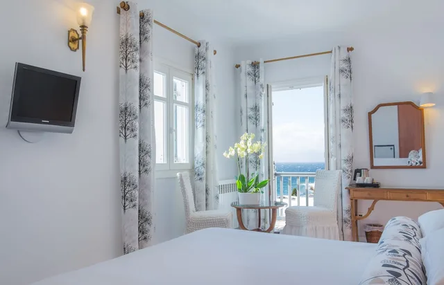 غرفة قياسية بسرير كوين بإطلالة على البحر، Mykonos Adonis Hotel 5/10