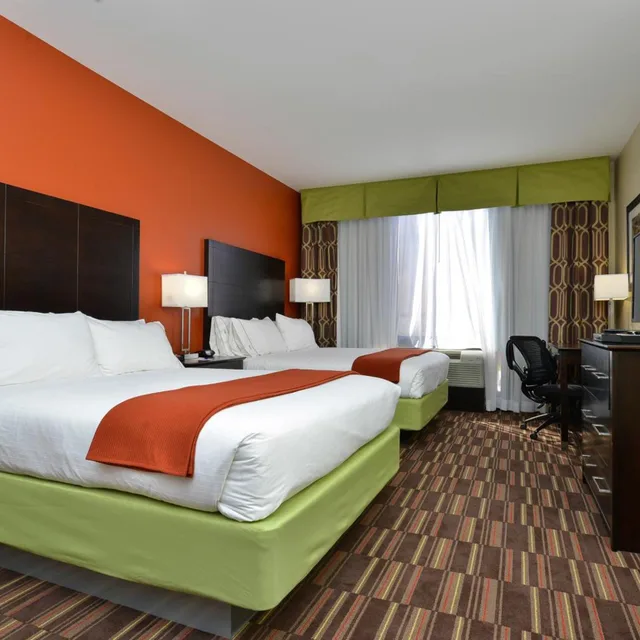 جناح بسرير كينج وسريرين كوين لذوي الإعاقة، Holiday Inn Express Hotel And Suites Alva 1/2