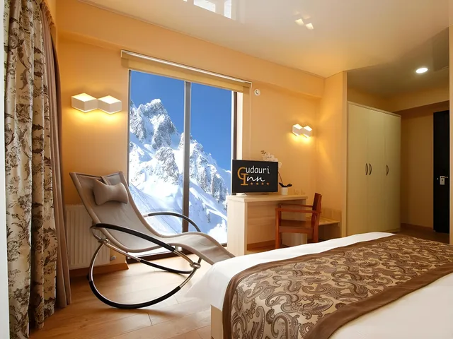 جناح بسريرين مزدوجين، Gudauri Inn 1/1