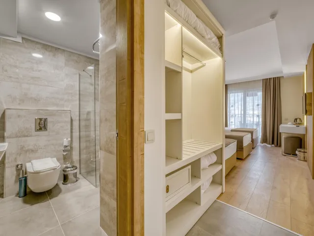 غرفة قياسية ثلاثية، Park Hotel - Adults Only 5/5