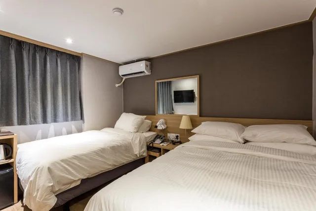 غرفة ديلوكس بسريرين منفصلين، Hotel Stay Inn Seoul Station 6/10