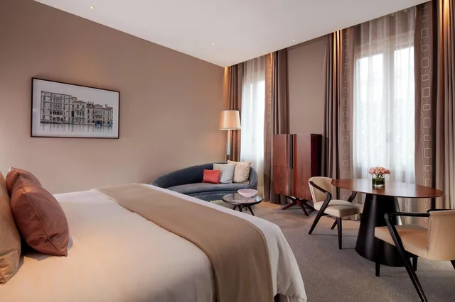 غرفة سوبيريور ديلوكس بسرير كينج، The St. Regis Venice 4/7