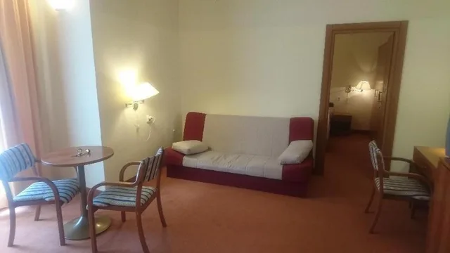 جناح عائلي، Hotel Vila Ruzica 2/6