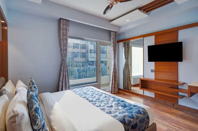 غرفة تنفيذية بسرير كينج، The Pearl Hotel 6/10