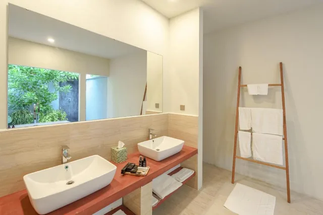 LAGOON VIEW VILLA - Transfer Excluded، Rahaa Resort Maldives 3/3