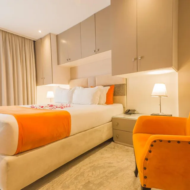 جناح جونيور، Rent Inn Suites Hotel 5/8