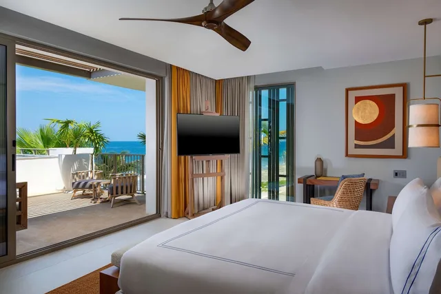 Family Suite, 3 King Beds, Beach Front، Conrad Punta De Mita 2/6