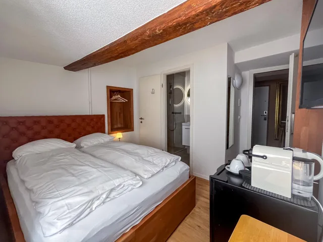 غرفة مفردة، Statthotel 6/9